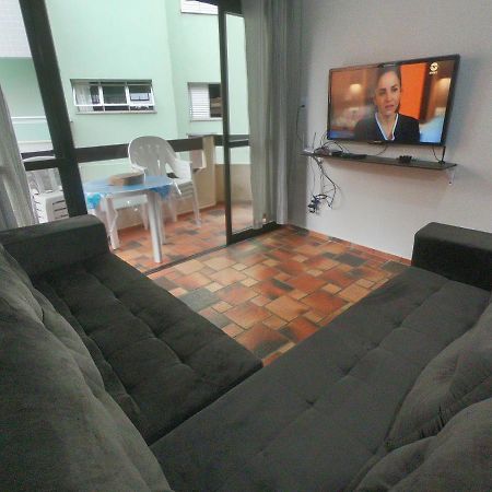 Excelente Localizacao, 400 Metros Da Praia Ar Condicionado E Wi-Fi Apartment Ubatuba Exterior photo